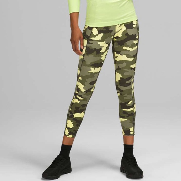 NWT Lululemon Fast and Free High Rise Crop 23” - Picture 2 of 6